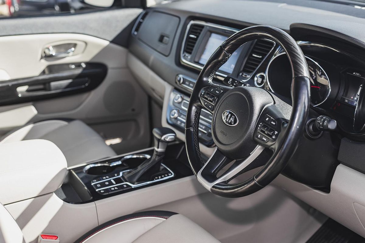 2019 Kia Carnival Platinum YP