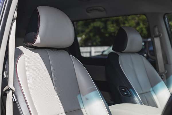 2019 Kia Carnival Platinum YP