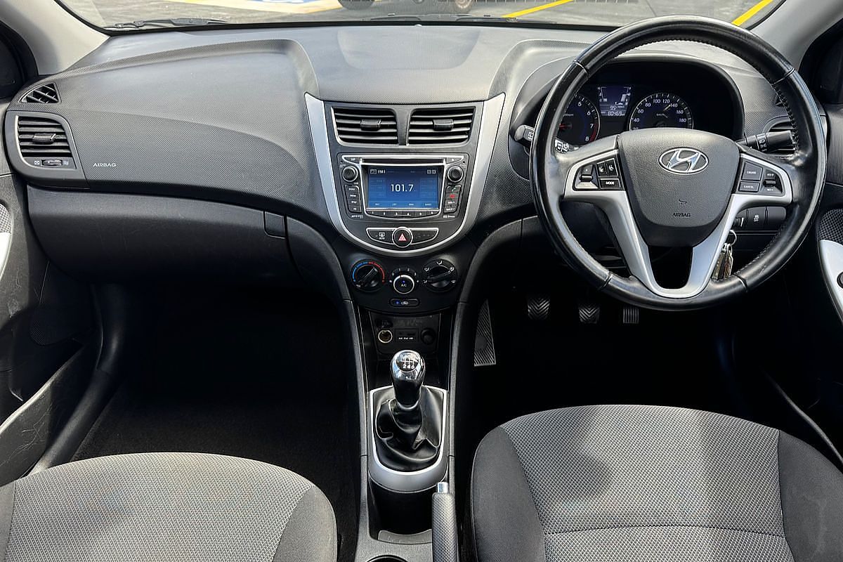 2013 Hyundai Accent SR RB3