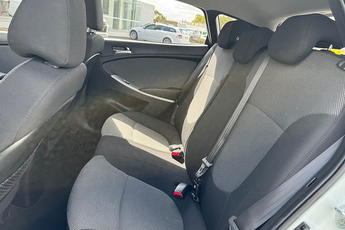 2013 Hyundai Accent SR RB3
