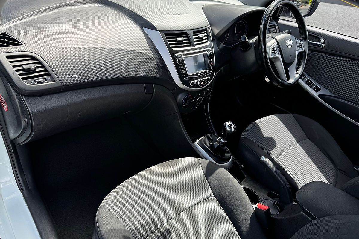2013 Hyundai Accent SR RB3