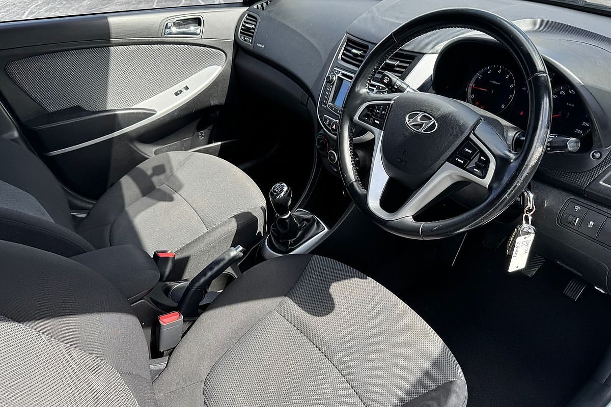 2013 Hyundai Accent SR RB3
