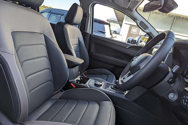 2024 Volkswagen Amarok TDI600 Style NF 4X4