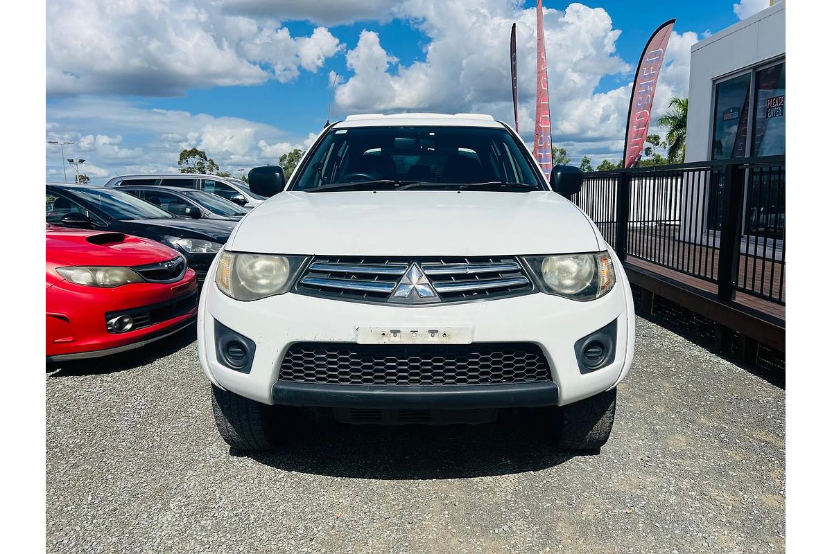 2014 Mitsubishi Triton GLX MN 4X4
