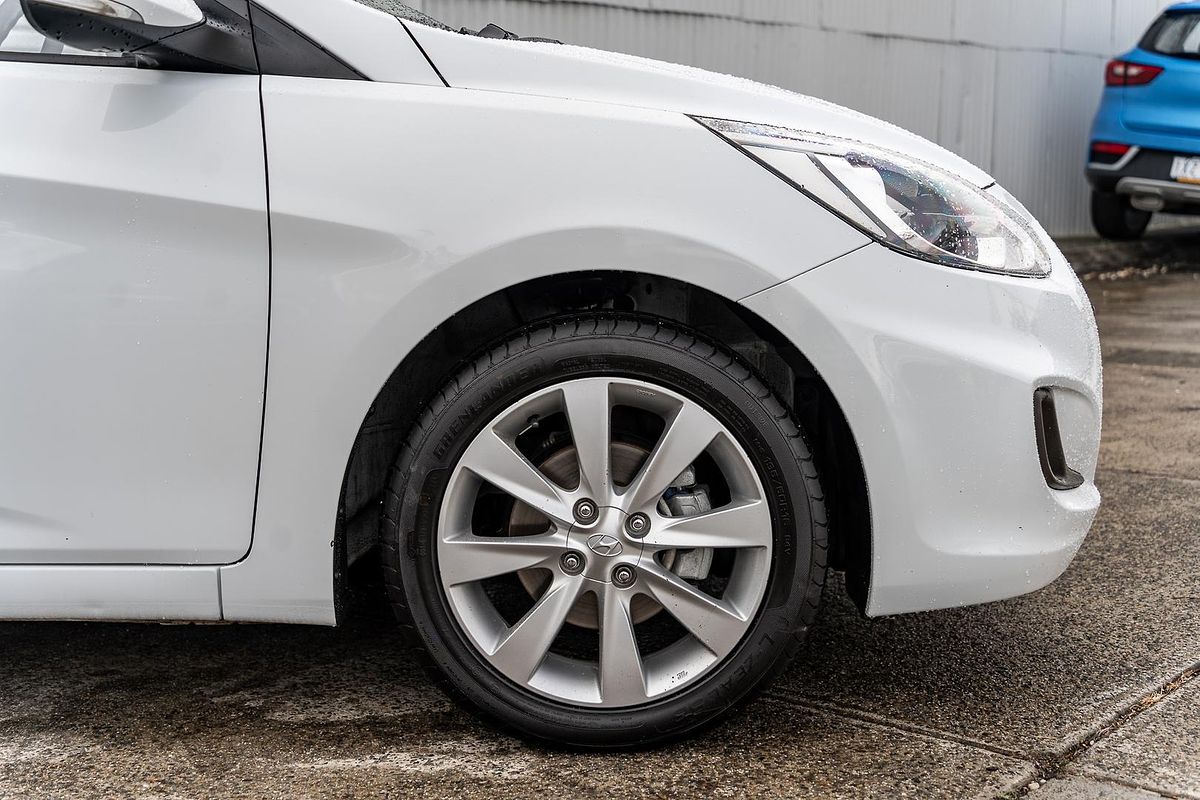 2019 Hyundai Accent Sport RB6