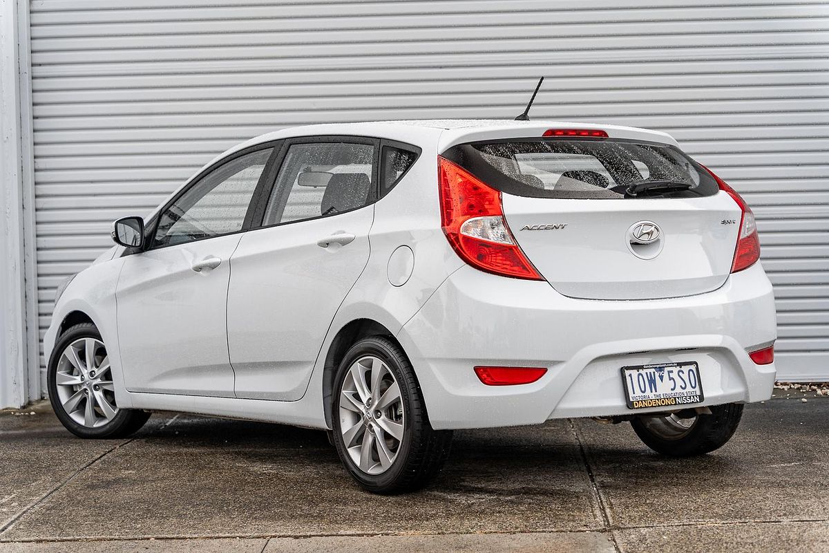 2019 Hyundai Accent Sport RB6