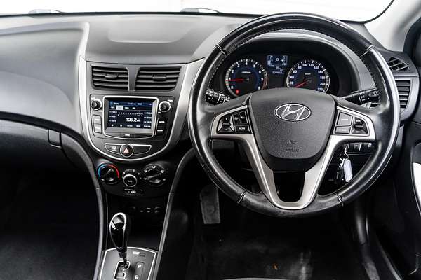 2019 Hyundai Accent Sport RB6