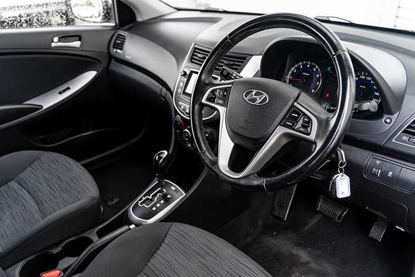 2019 Hyundai Accent Sport RB6
