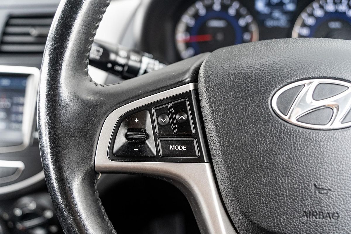 2019 Hyundai Accent Sport RB6
