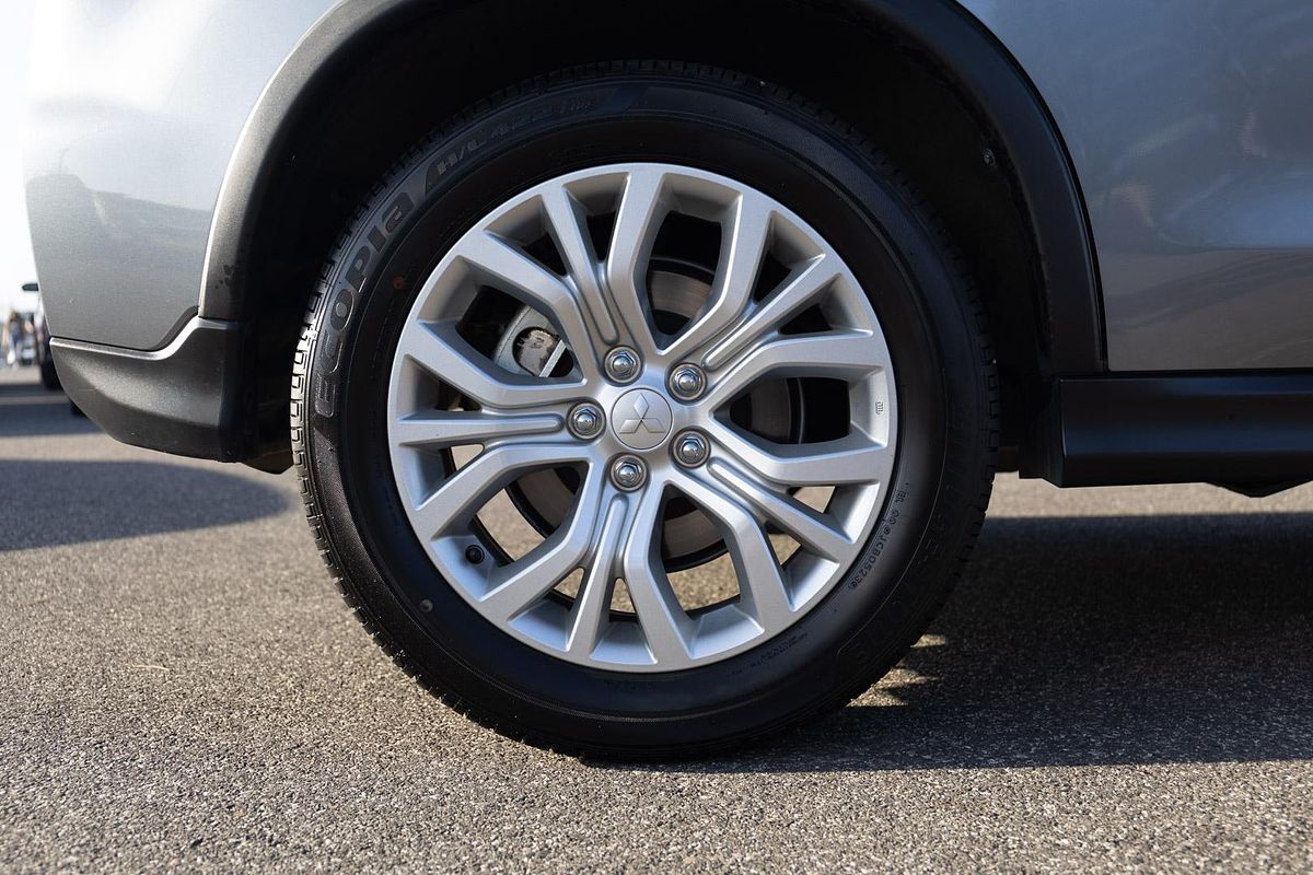2023 Mitsubishi ASX ES XD