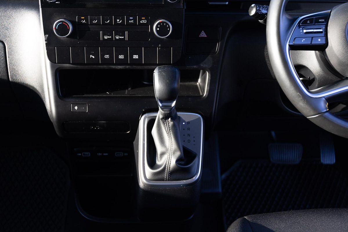 2022 Hyundai STARIA LOAD US4.V1