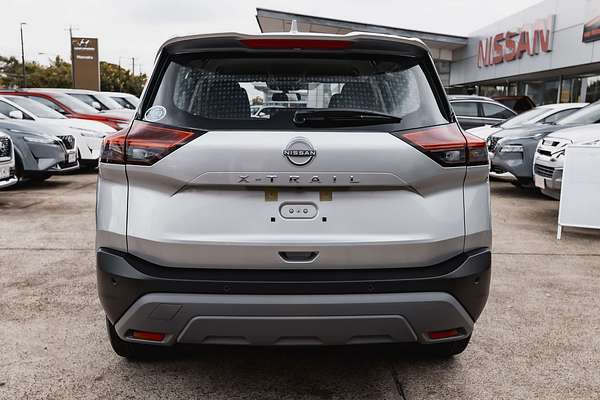 2025 Nissan X-TRAIL ST T33