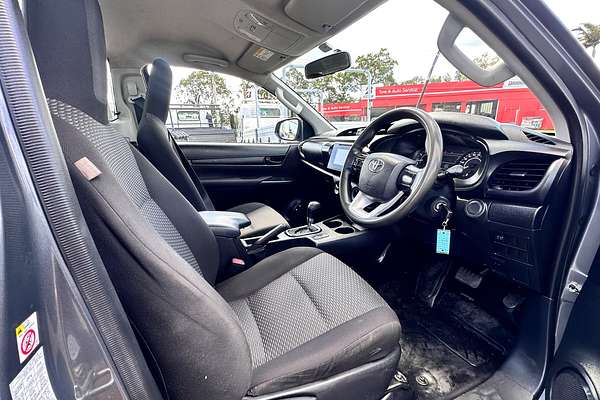 2017 Toyota Hilux Workmate TGN121R Rear Wheel Drive