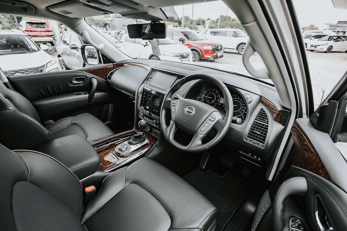 2024 Nissan Patrol Ti Y62
