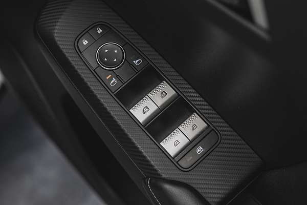 2023 Mitsubishi Outlander ES ZM