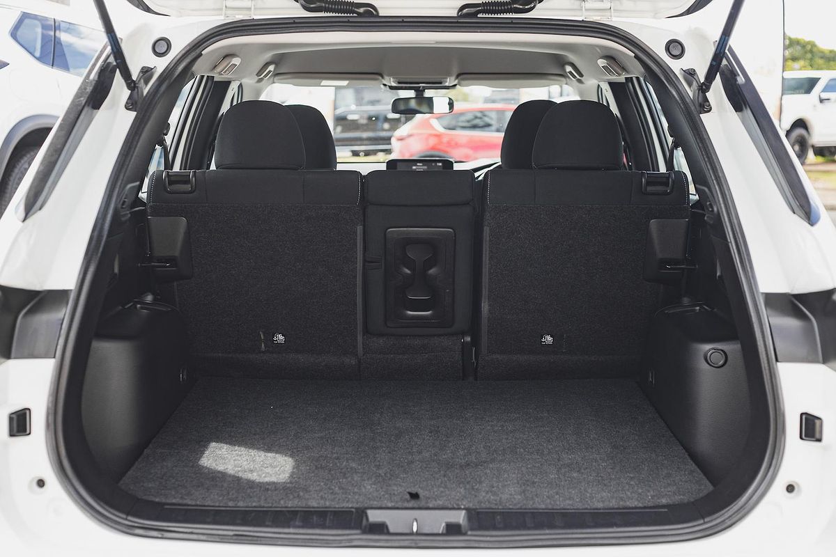 2023 Mitsubishi Outlander ES ZM