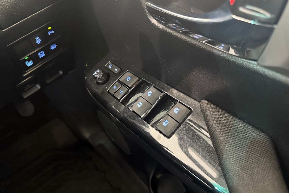 2023 Toyota Hilux SR5 GUN126R 4X4