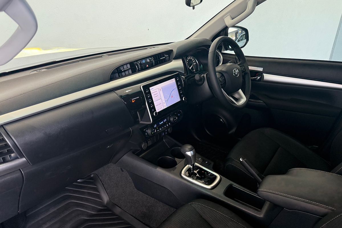 2023 Toyota Hilux SR5 GUN126R 4X4