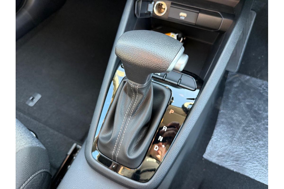 2025 Kia Stonic S YB
