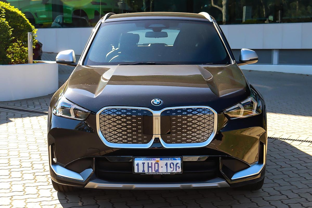 2024 BMW iX1 xDrive30 xLine U11