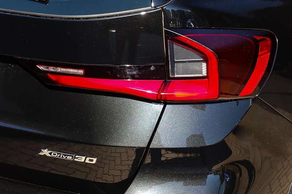 2024 BMW iX1 xDrive30 xLine U11