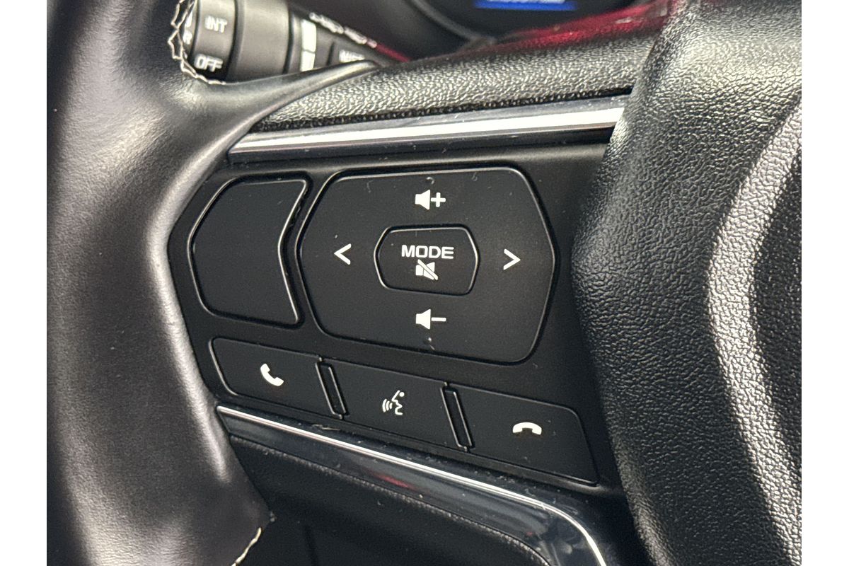 2022 Isuzu MU-X LS-U