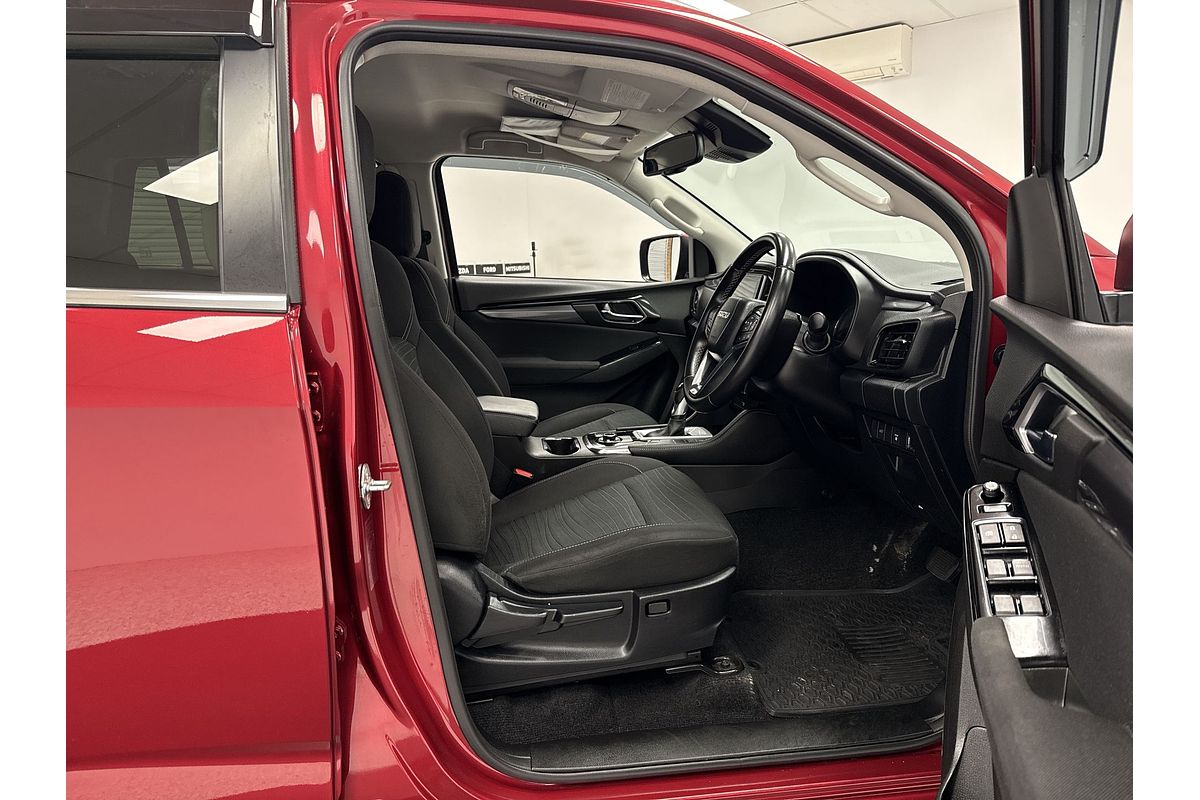 2022 Isuzu MU-X LS-U
