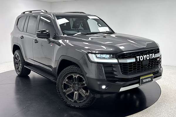 2023 Toyota Landcruiser GR Sport FJA300R