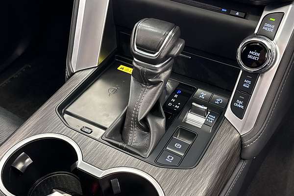 2023 Toyota Landcruiser GR Sport FJA300R
