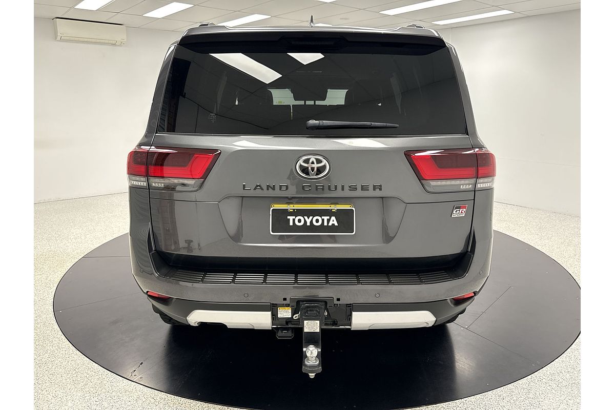 2023 Toyota Landcruiser GR Sport FJA300R