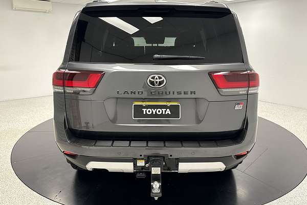 2023 Toyota Landcruiser GR Sport FJA300R