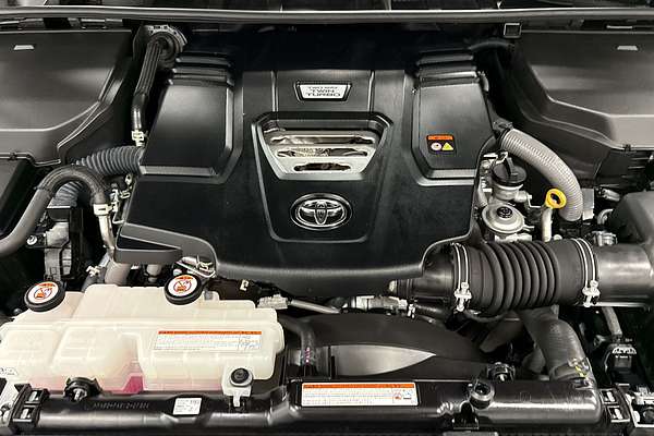 2023 Toyota Landcruiser GR Sport FJA300R