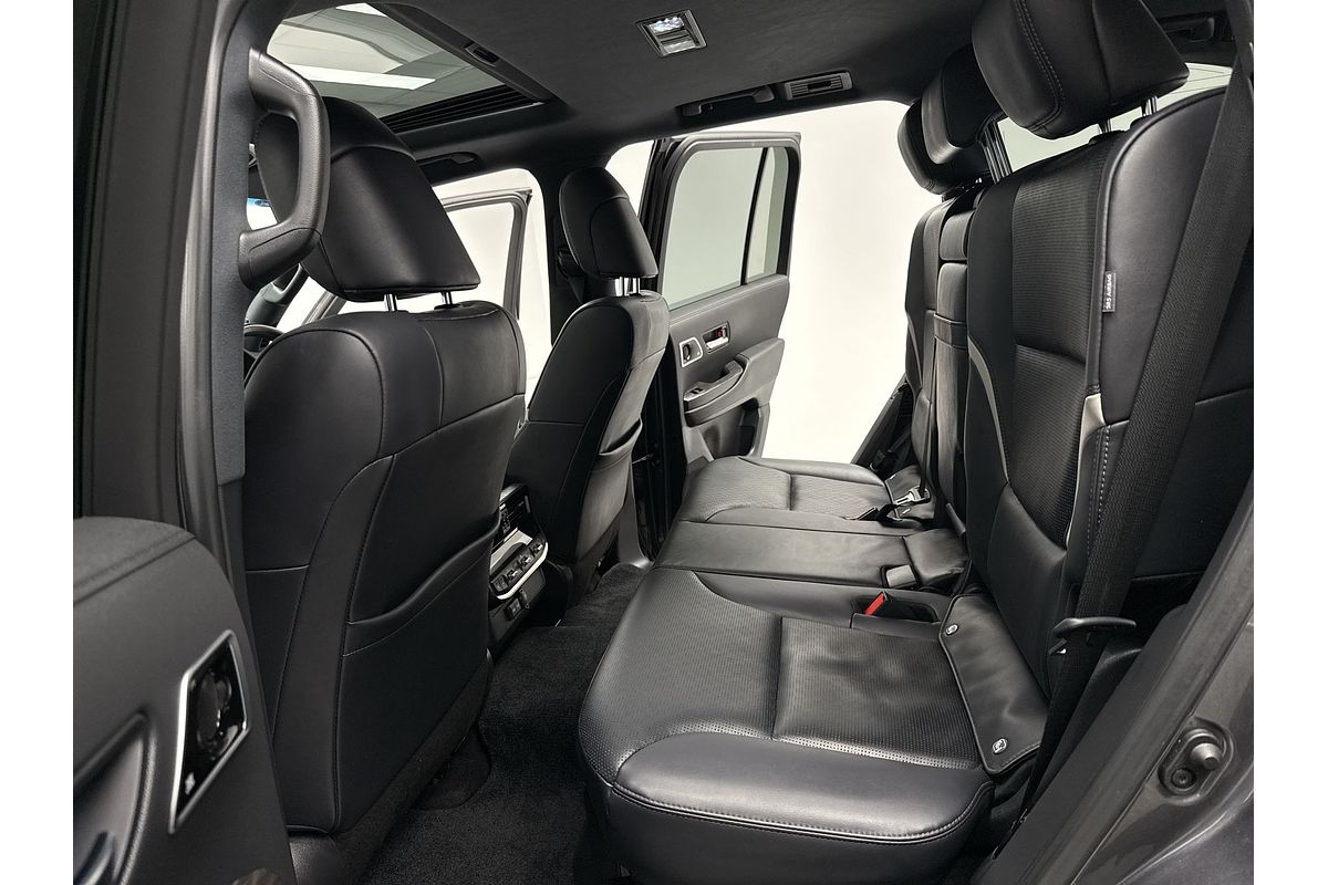 2023 Toyota Landcruiser GR Sport FJA300R