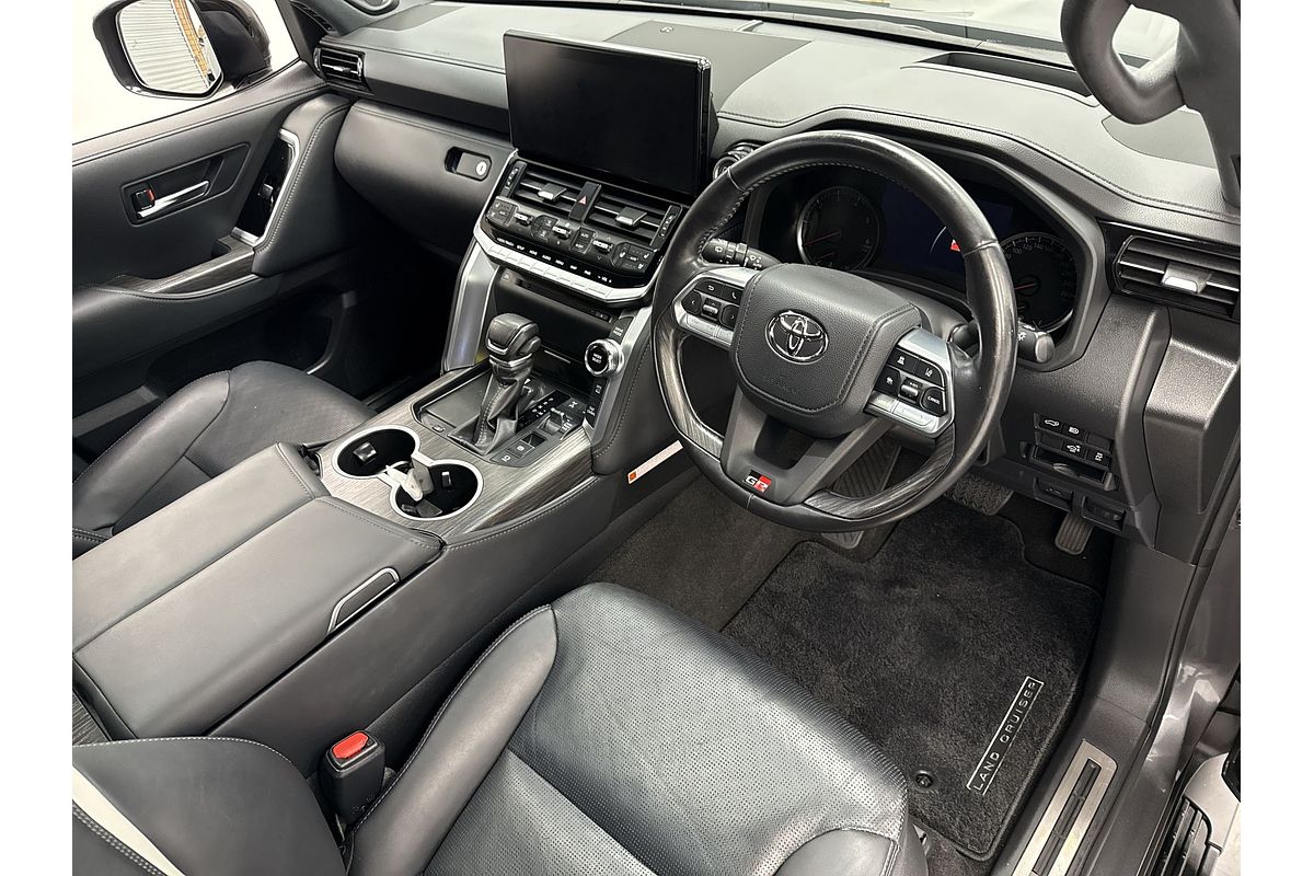 2023 Toyota Landcruiser GR Sport FJA300R