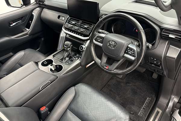 2023 Toyota Landcruiser GR Sport FJA300R