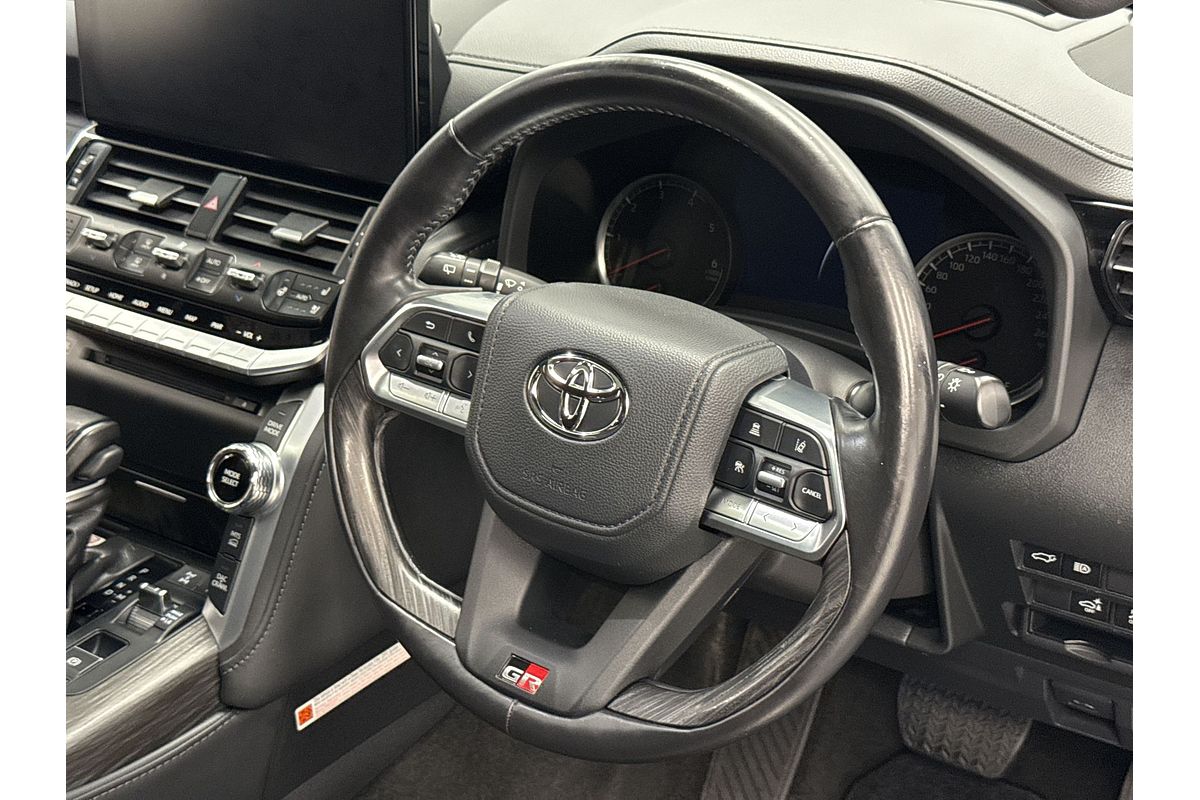2023 Toyota Landcruiser GR Sport FJA300R