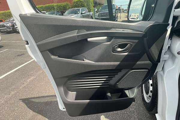 2024 Renault Trafic Pro X82 LWB