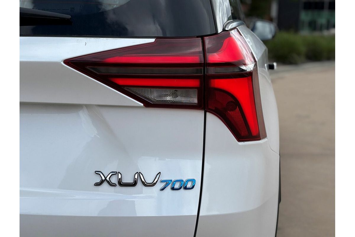 2025 Mahindra XUV700 AX7L MY25