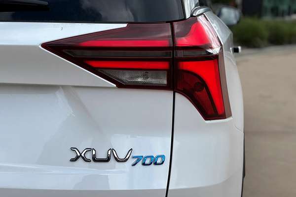 2025 Mahindra XUV700 AX7L MY25