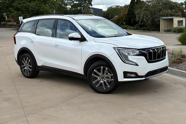 2025 Mahindra XUV700 AX7L MY25