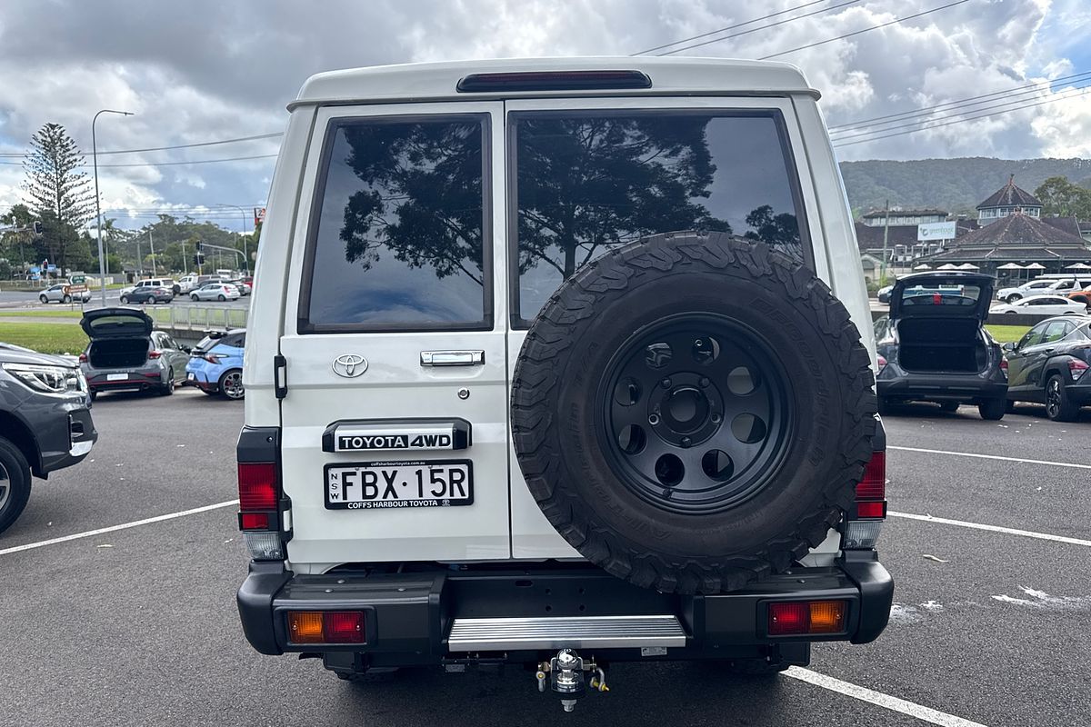 2023 Toyota Landcruiser Workmate Troopcarrier VDJ78R
