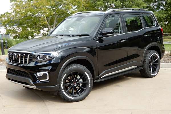 2025 Mahindra Scorpio Z8L