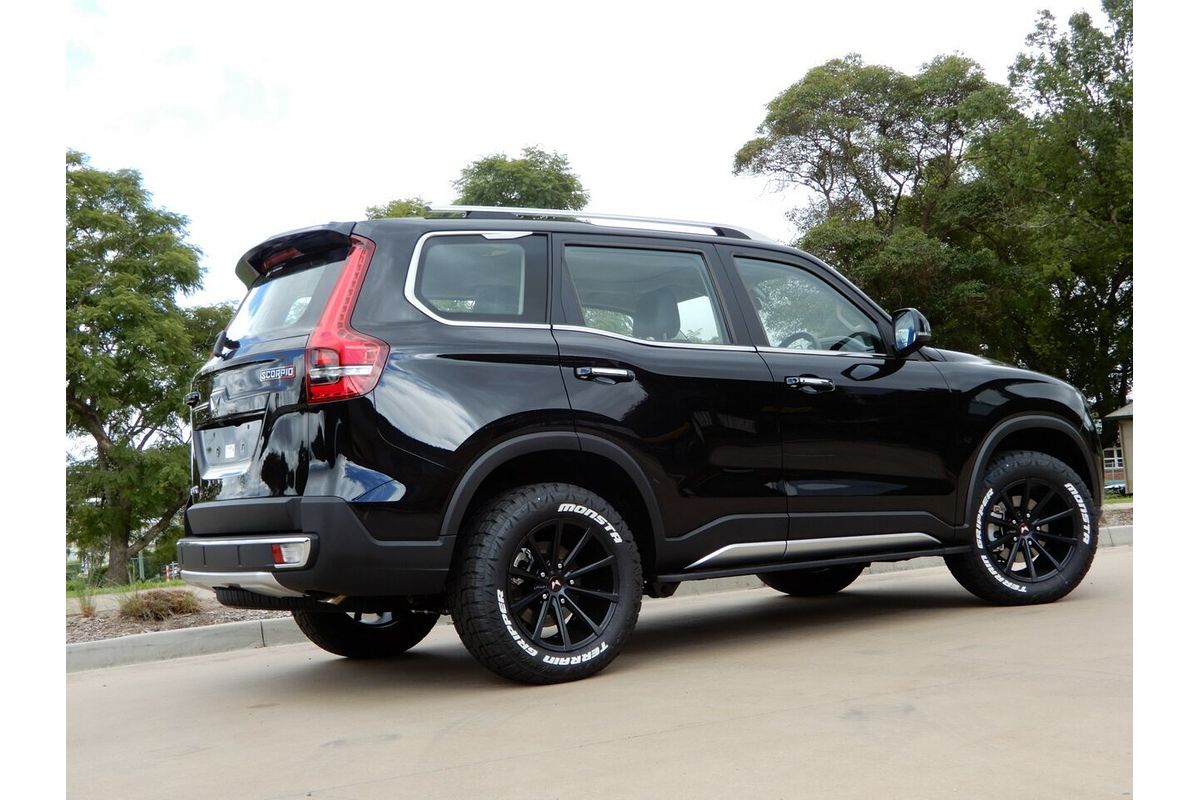 2025 Mahindra Scorpio Z8L