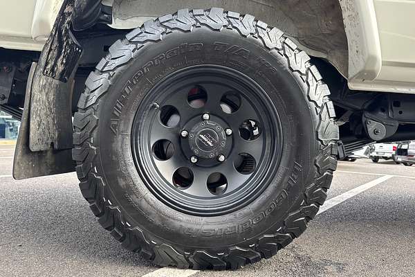 2023 Toyota Landcruiser Workmate Troopcarrier VDJ78R