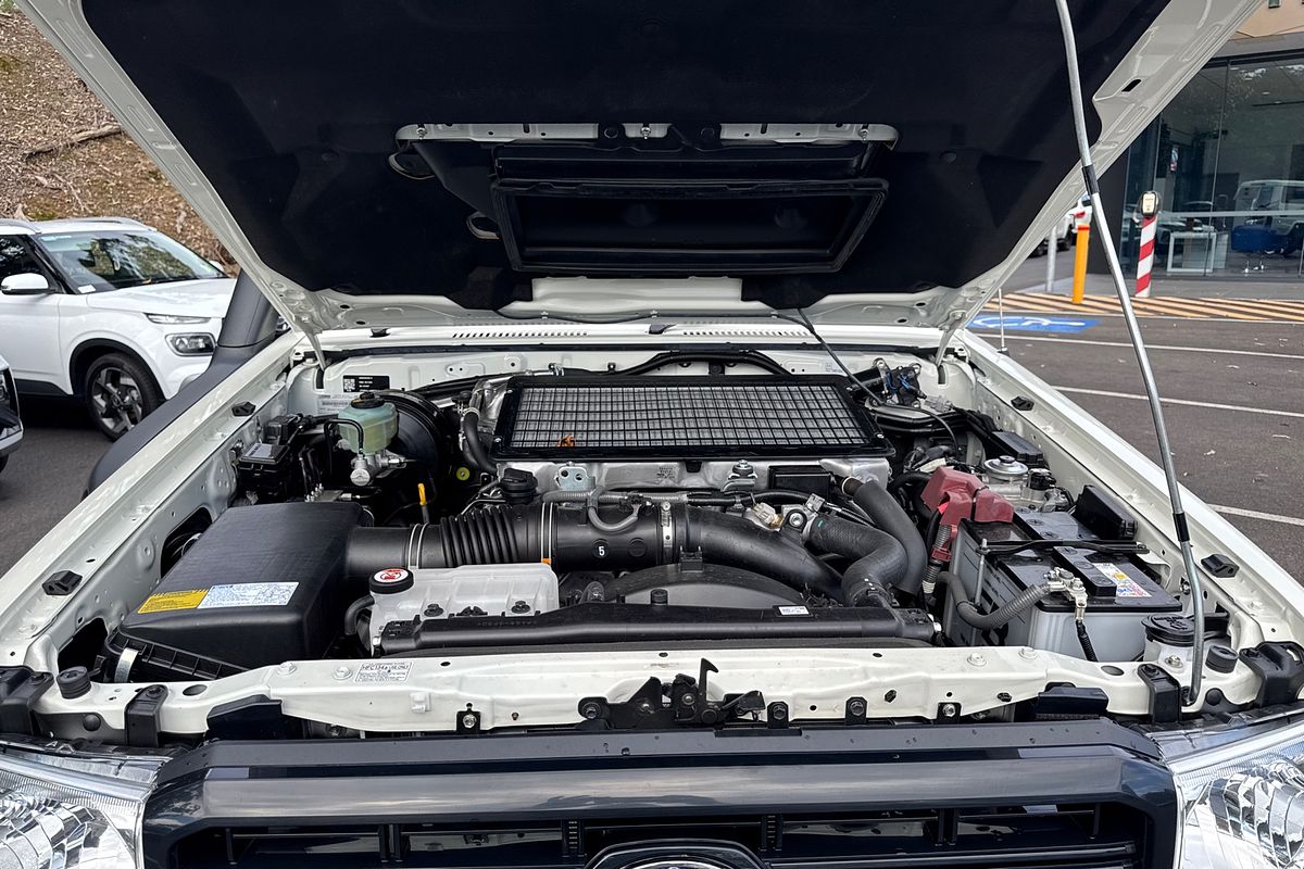 2023 Toyota Landcruiser Workmate Troopcarrier VDJ78R
