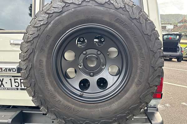 2023 Toyota Landcruiser Workmate Troopcarrier VDJ78R