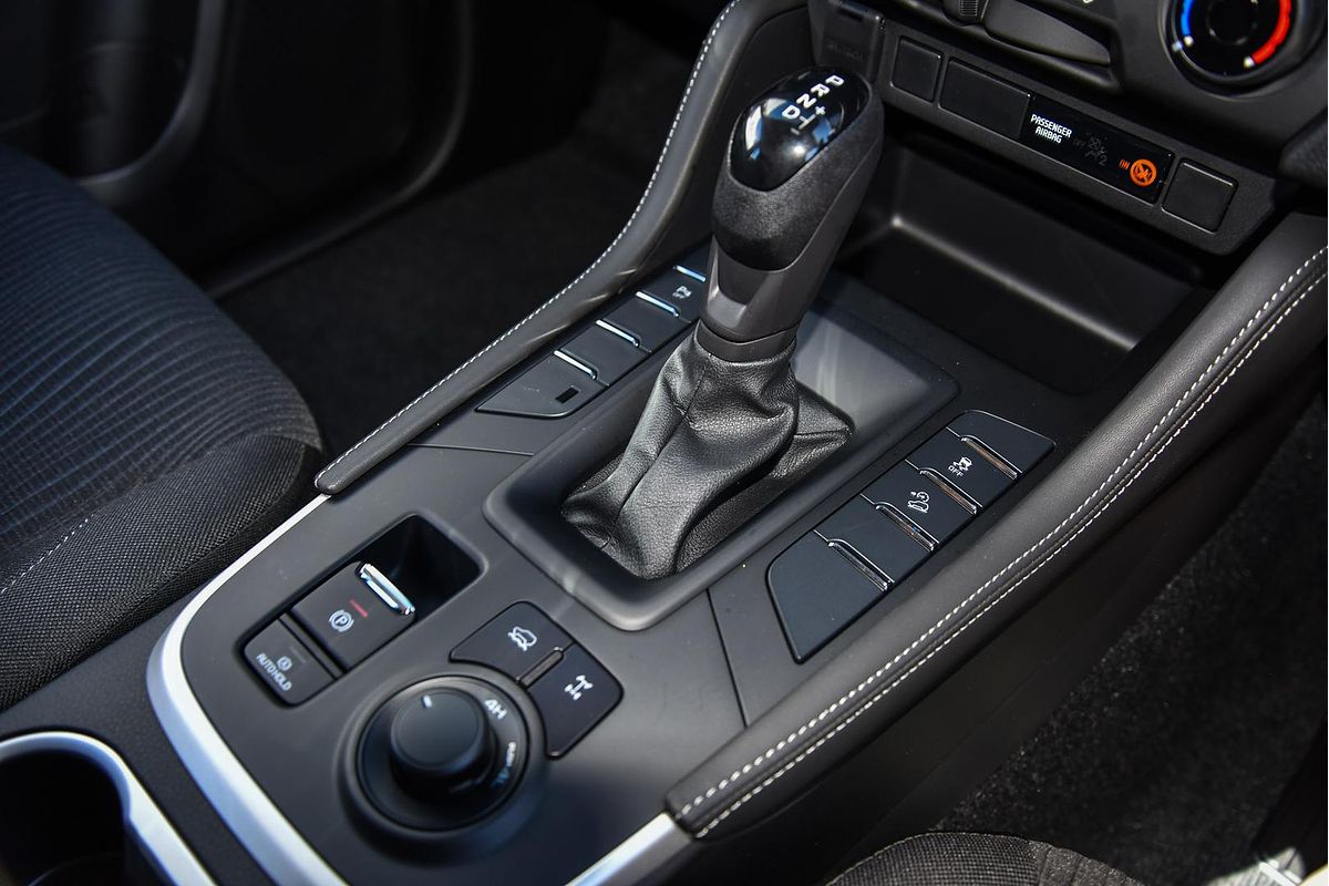 2025 Isuzu MU-X