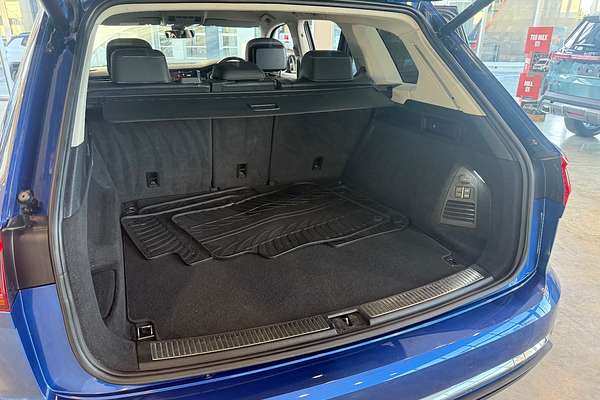 2019 Volkswagen Touareg 190TDI Launch Edition CR