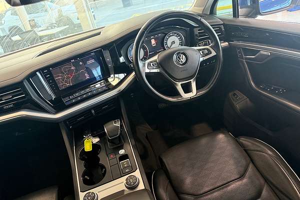 2019 Volkswagen Touareg 190TDI Launch Edition CR