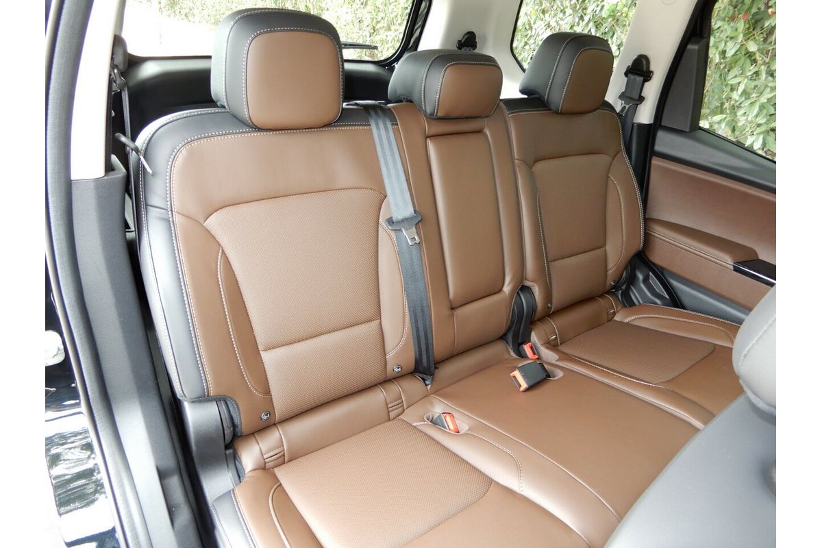 2025 Mahindra Scorpio Z8L